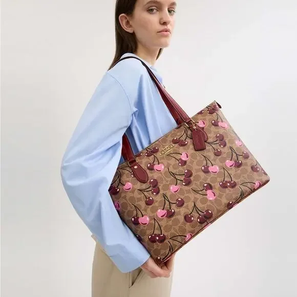 NWT COACH Gallery Tote Bag In Signature Canvas With Cherry print